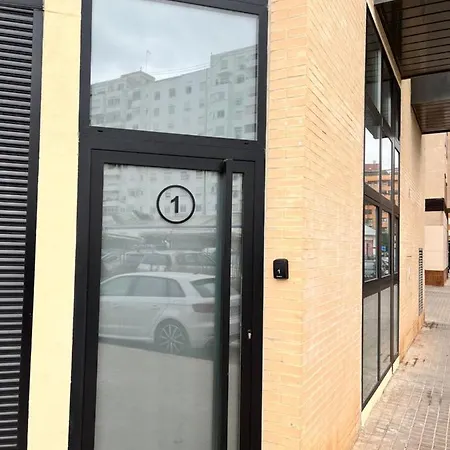 Loft Con Caracter En Valencia. Apartment *