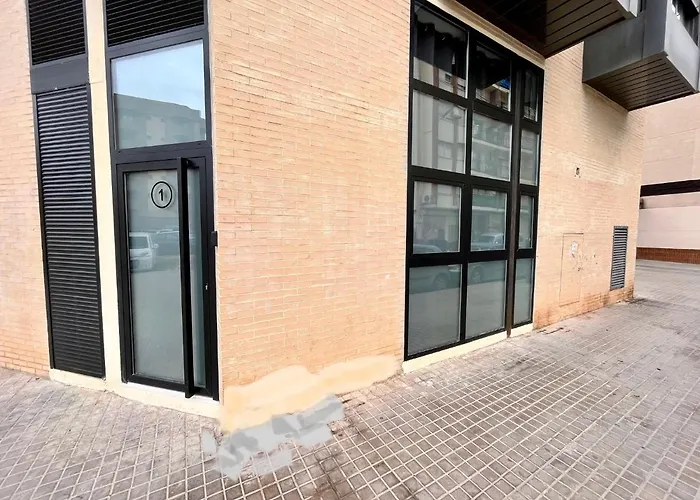 Loft Con Caracter En Valencia. شقة فالنسيا